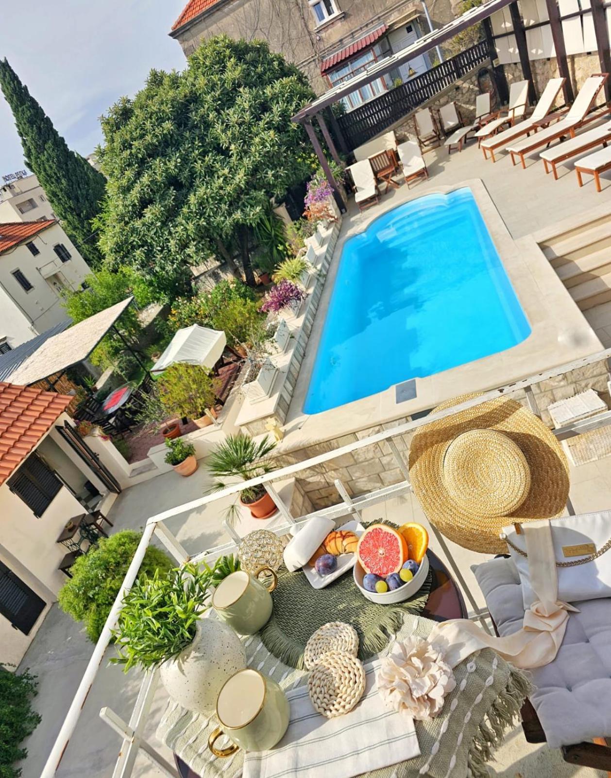 Apartment Miljas *